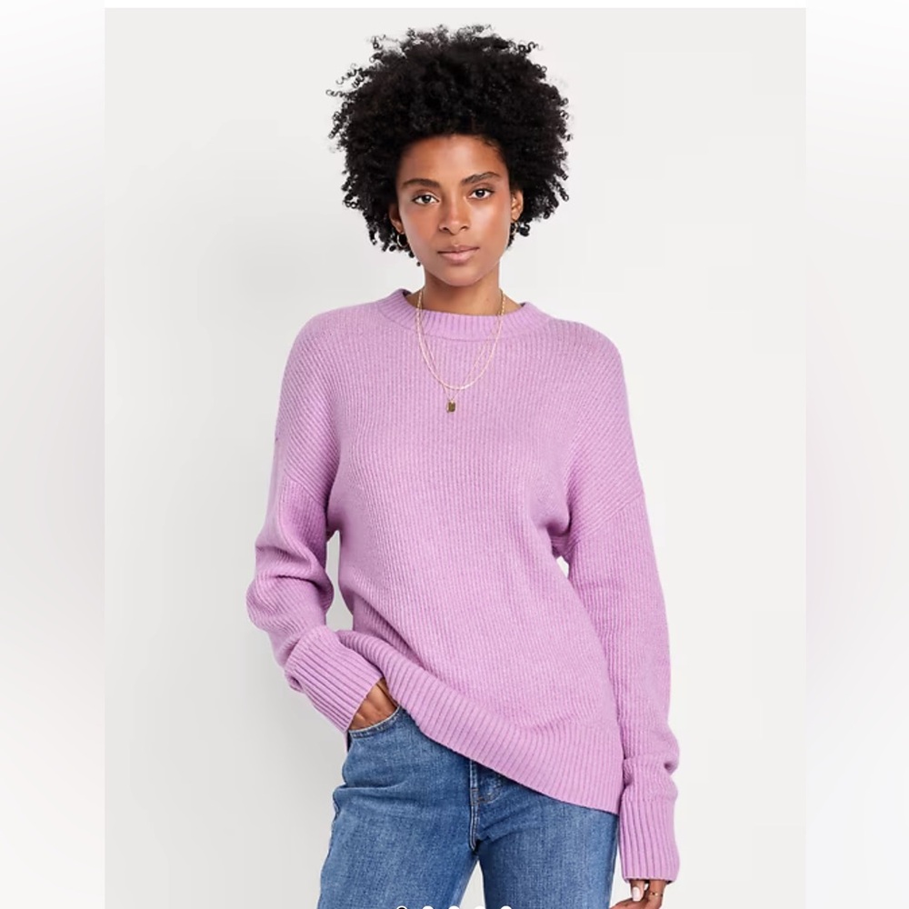 Old Navy Women's Lilac Crew Neck Sweater